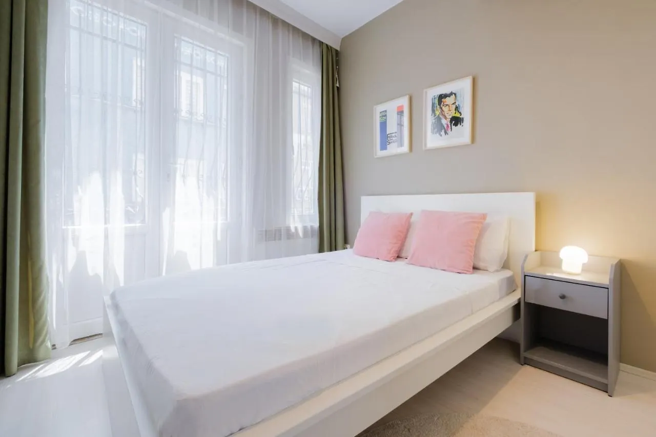 Centrally Located Chic Flat Near Macka Park Istanbul Lejlighed
