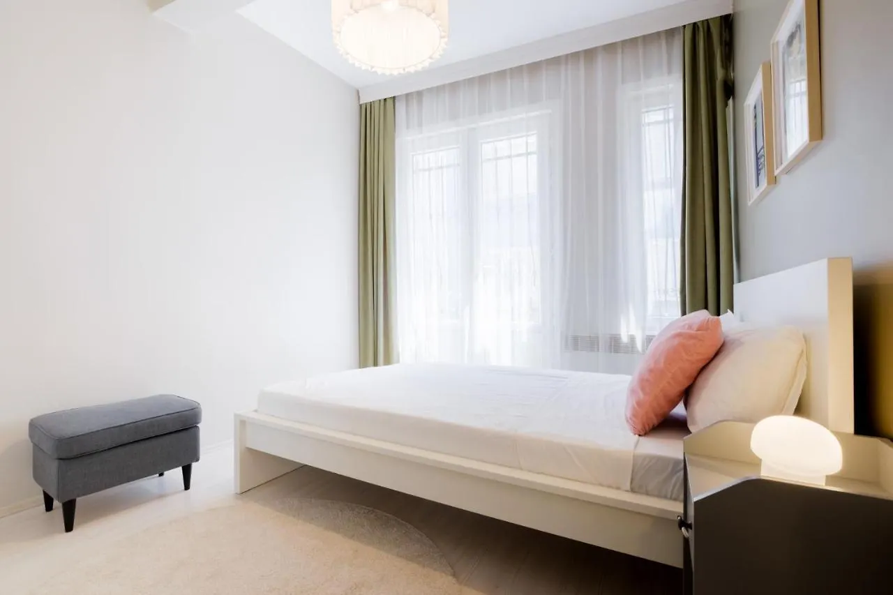 Centrally Located Chic Flat Near Macka Park Istanbul Tyrkiet
